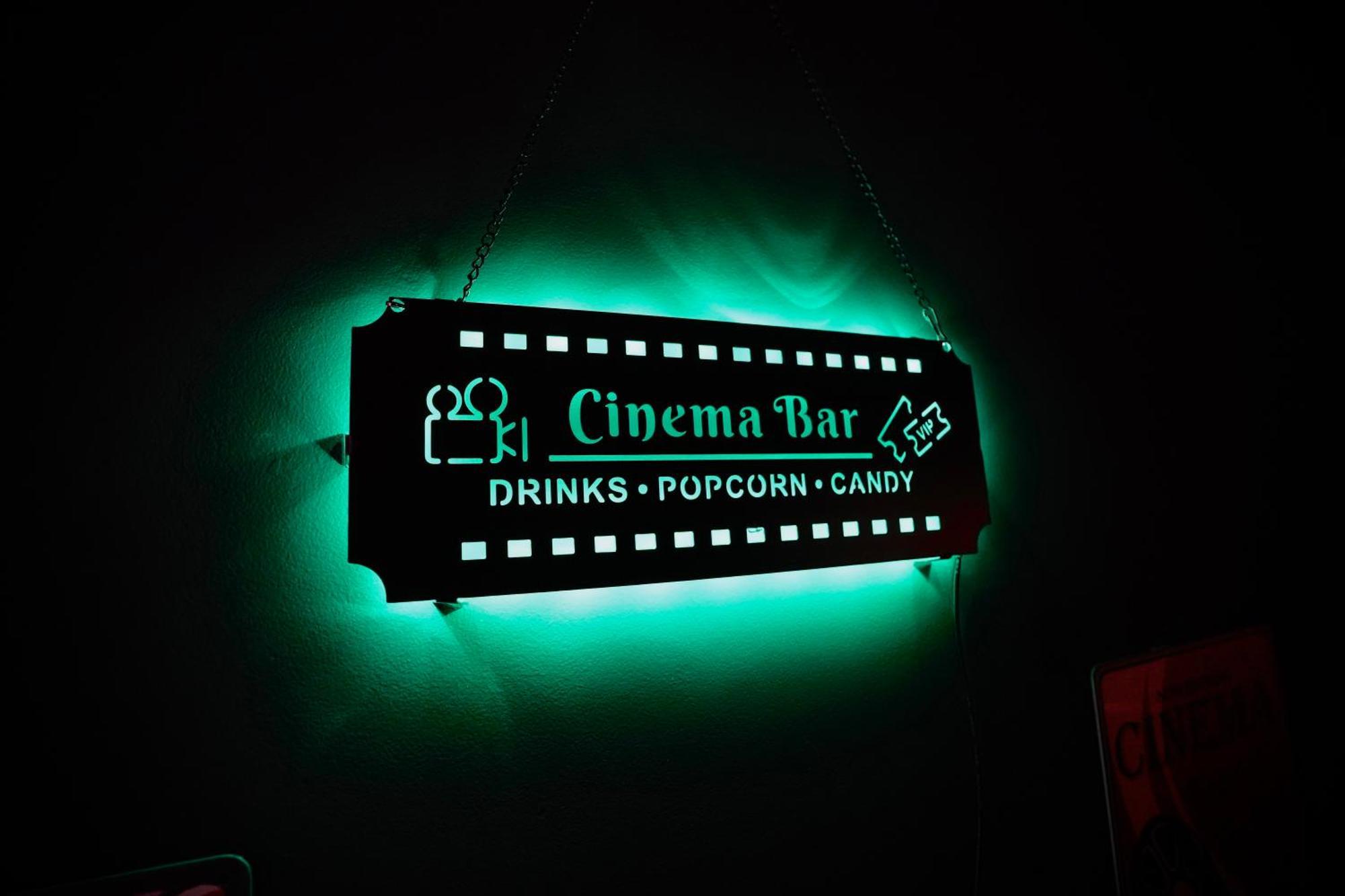 L Unique Cinema Room Grenoble Extérieur photo